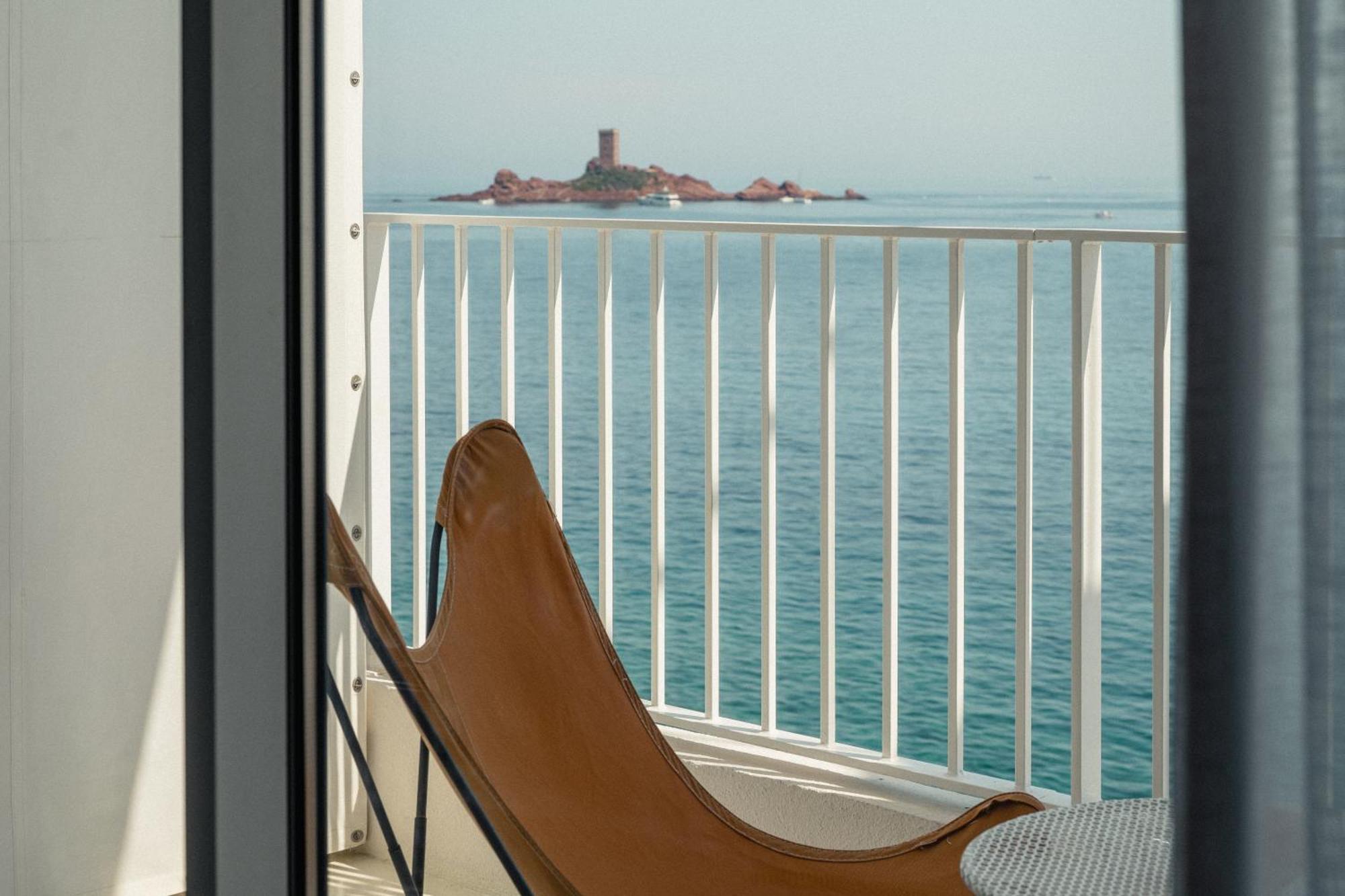 Les Roches Rouges, A Beaumier Hotel Saint-Raphael  Bagian luar foto
