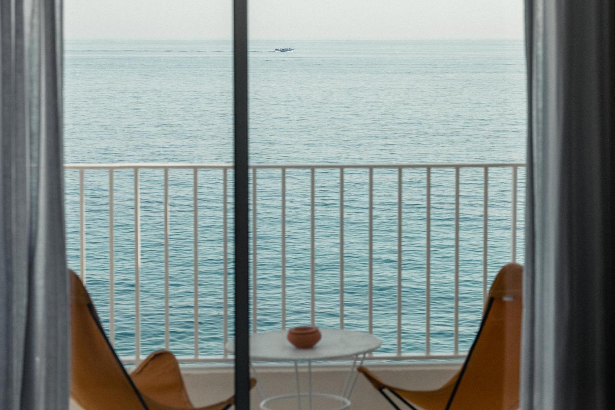 Les Roches Rouges, A Beaumier Hotel Saint-Raphael  Bagian luar foto